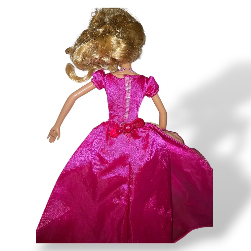 2008 Barbie Diamond Castle Princess Liana Singing Doll Lights Sound Works M0785 - Picture 6 of 7
